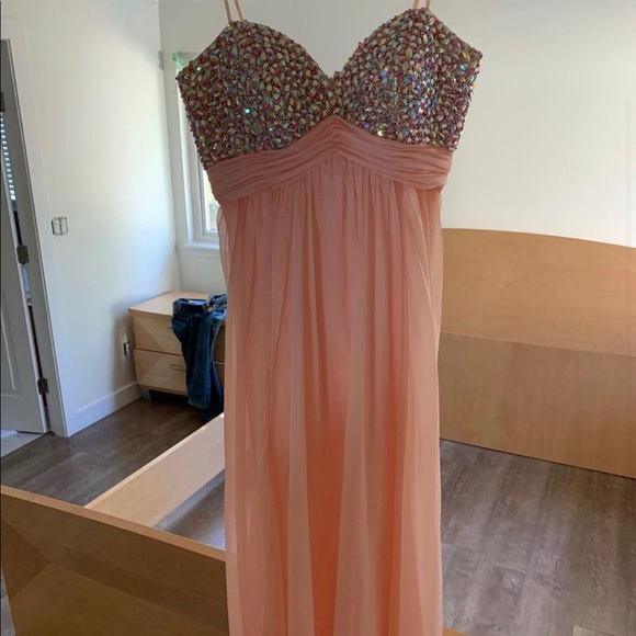 Prom dress - Picture 2 of 2
